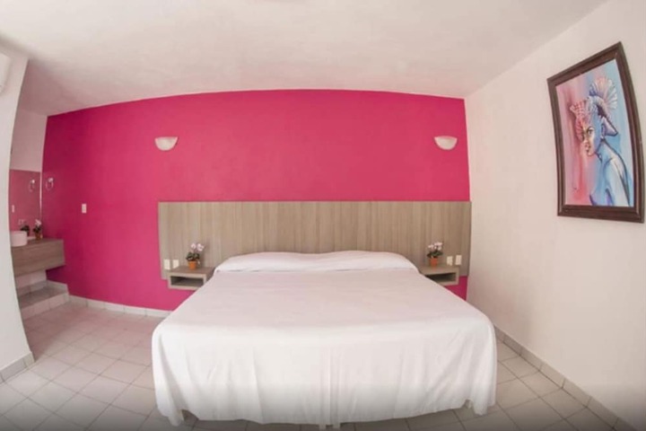 Room 5 of 27