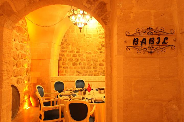 Dining 113 of 158