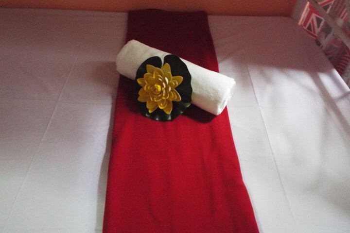 Room 3 of 62
