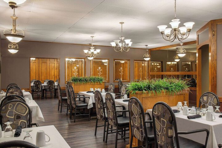 Dining 50 of 81