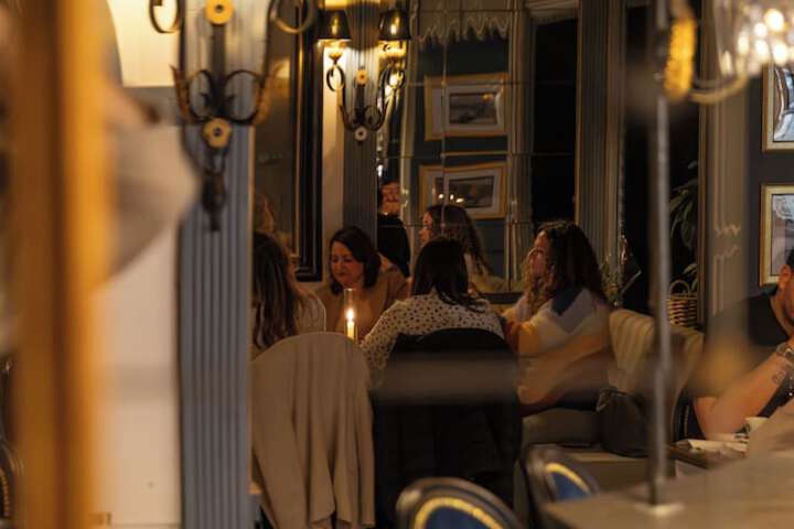 Dining 75 of 105