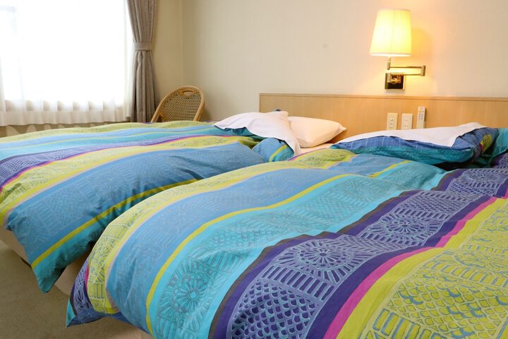 Room 20 of 97