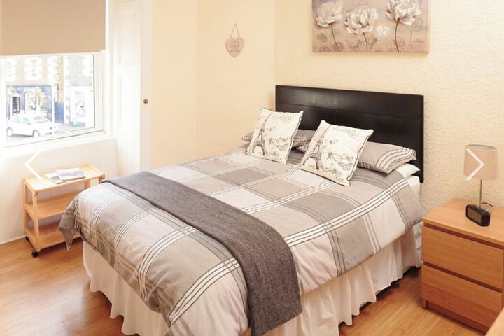 Room 2 of 13