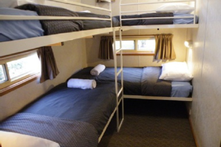 Room 153 of 406