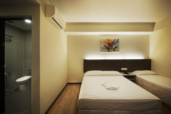 Room 3 of 23