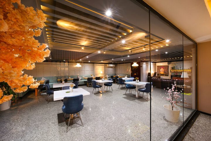 Breakfast/Coffee Service 52 of 56