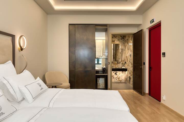 Room 29 of 115