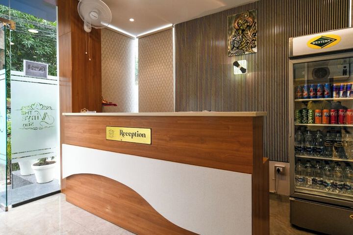 Hotel Interior 3 of 31