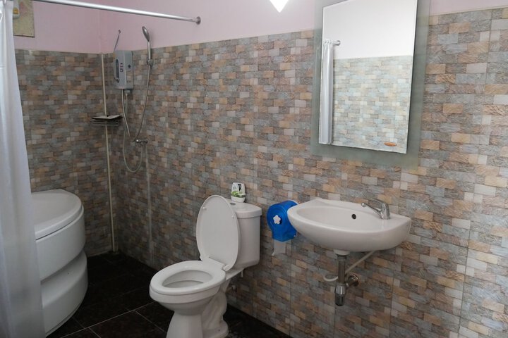 Room 16 of 29