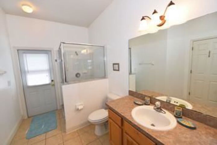 Room 4 of 24
