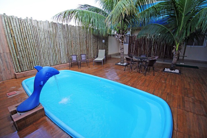 Pool 17 of 44