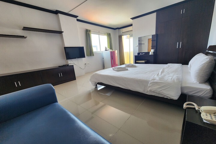 Room 20 of 72