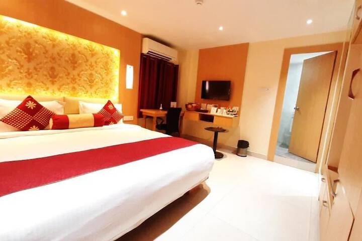 Room 19 of 53