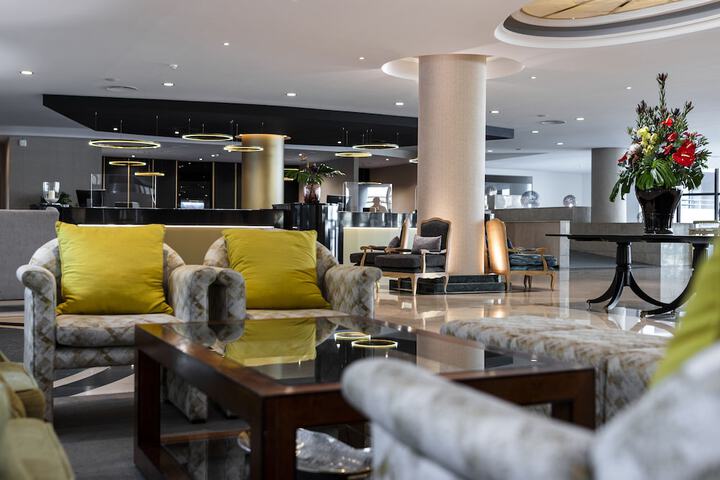 Guest Lobby