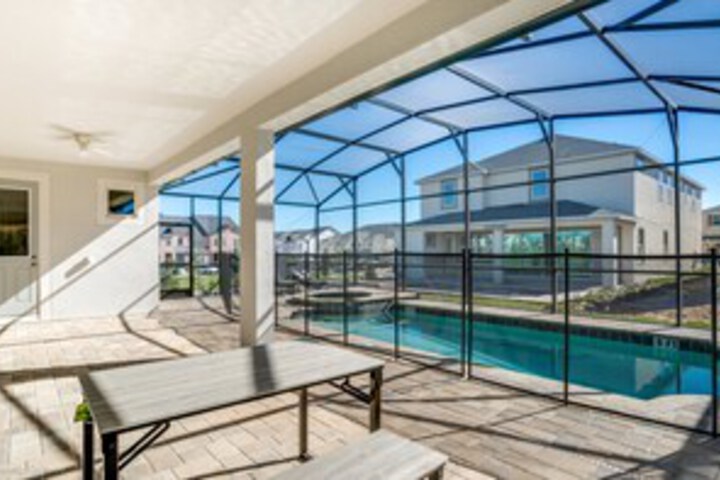 Pool 57 of 117