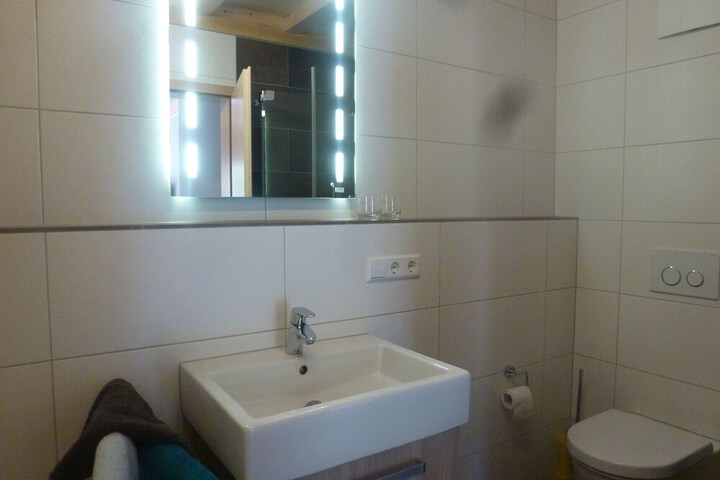 Room 30 of 90