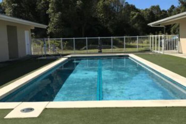 Pool 28 of 36