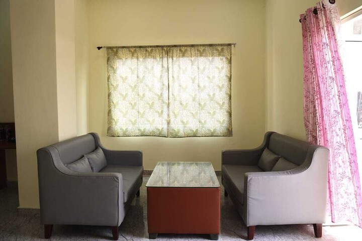 Room 12 of 13