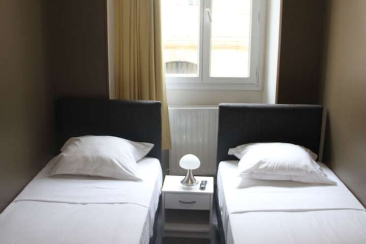 Room 13 of 51