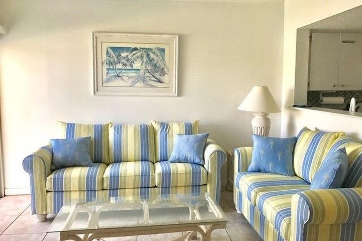 Room 72 of 164