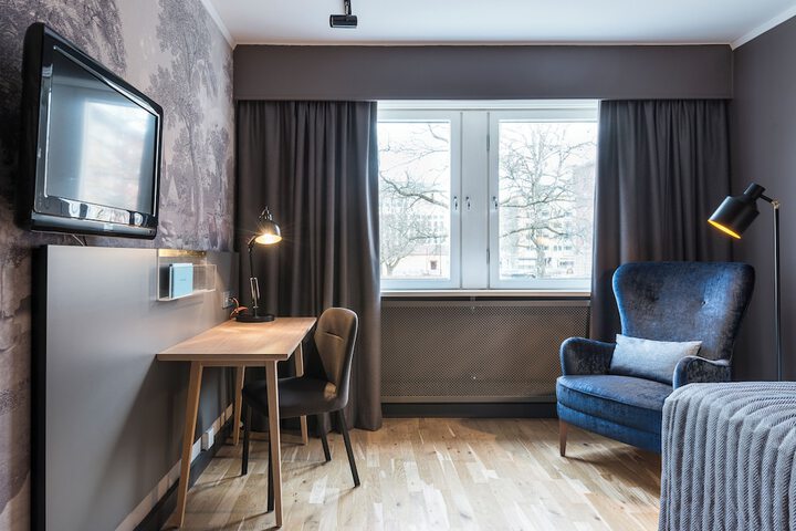 Room 20 of 35
