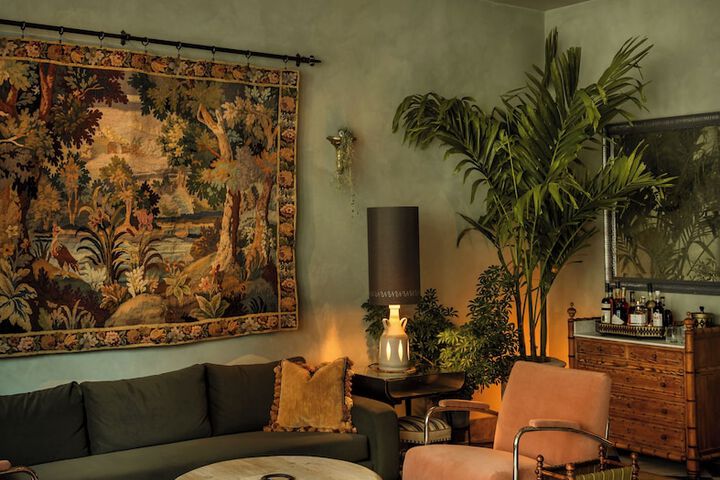 Hotel Interior 4 of 24