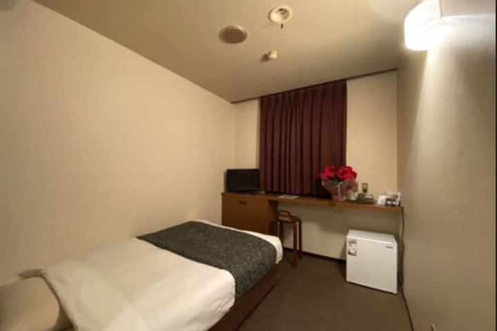 Room 7 of 26