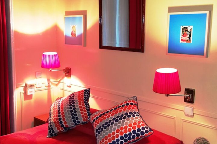 Room 10 of 67