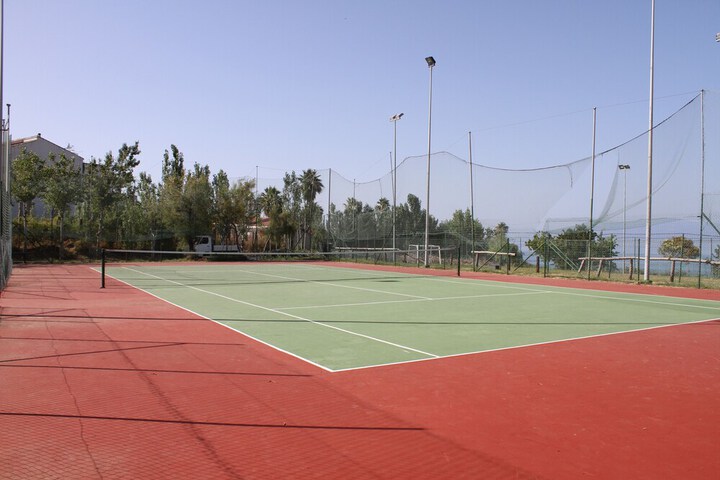 Tennis court