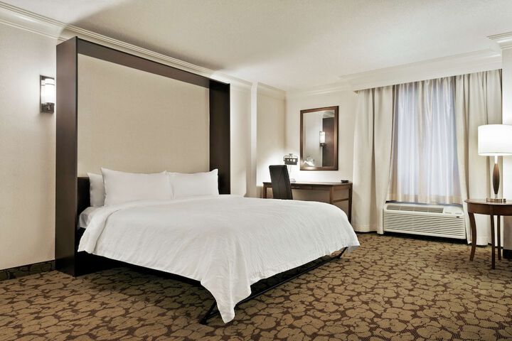 Room 14 of 53
