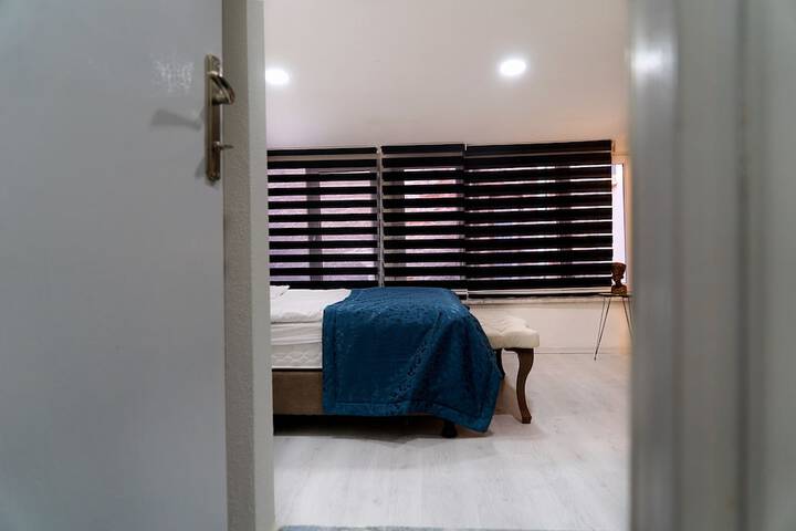 Room 25 of 50