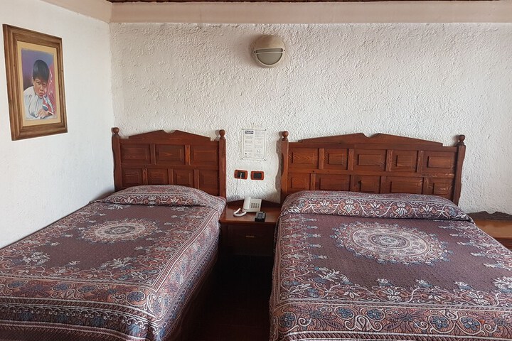 Room 13 of 39