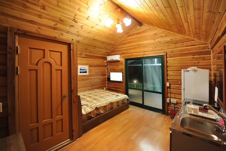 Room 5 of 26