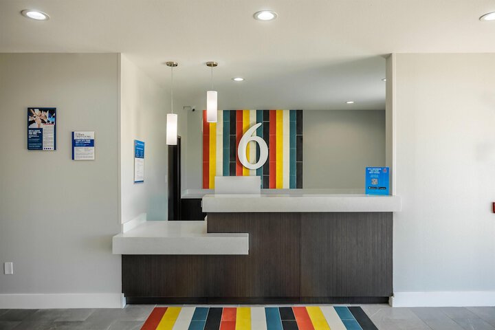 Hotel Interior 4 of 28