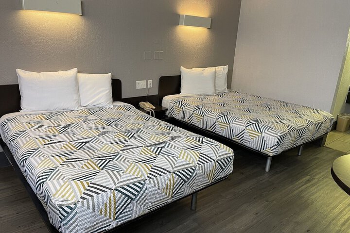 Room 18 of 40
