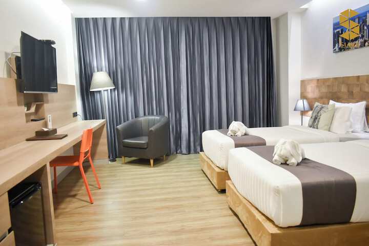 Room 16 of 52