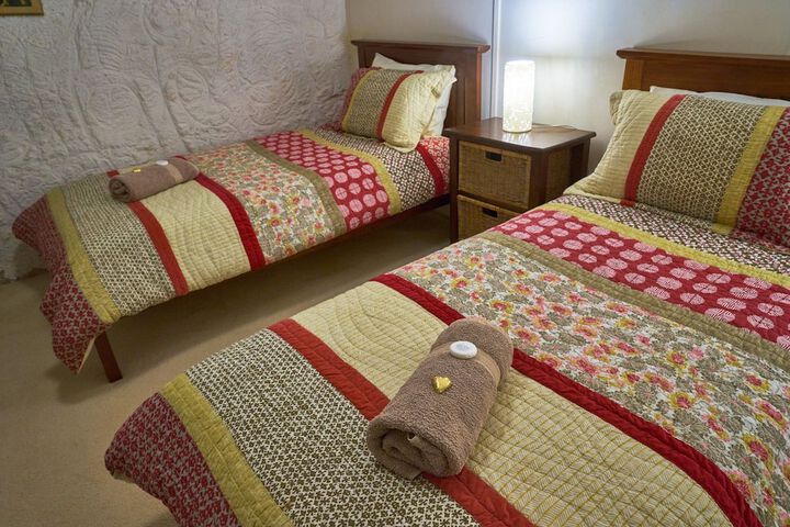Room 10 of 34