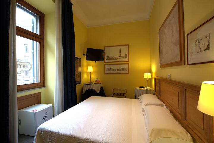 Room 39 of 76