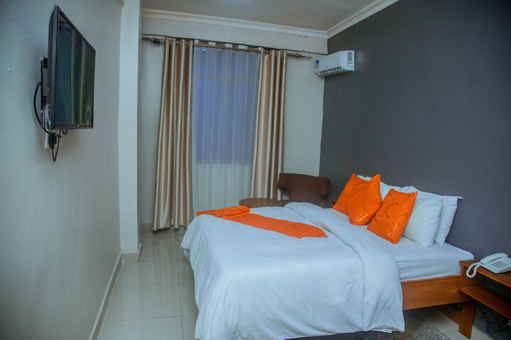 Room 39 of 66