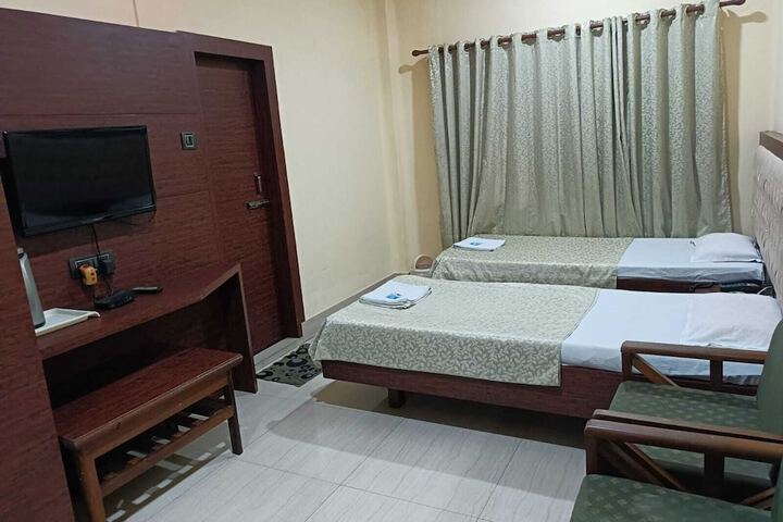 Room 25 of 50
