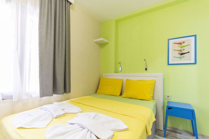 Room 14 of 30