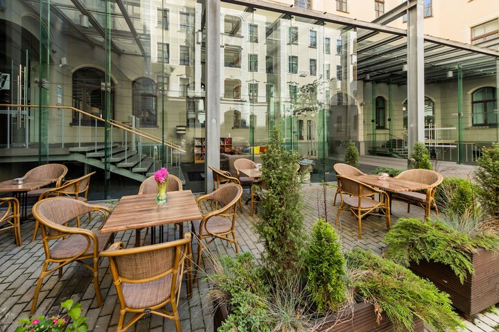 Terrace/Patio 210 of 229