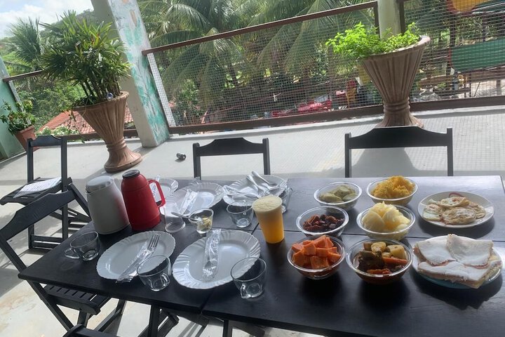Dining 6 of 16