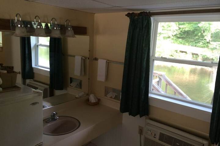 Room 20 of 37