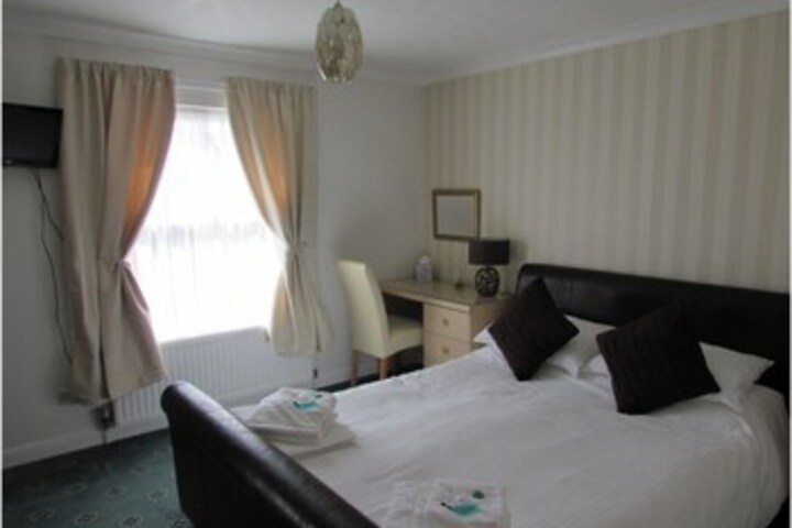 Room 58 of 77