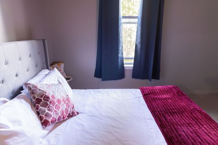 Room 9 of 27