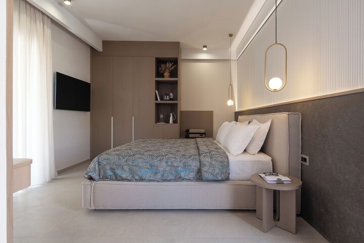 Room 53 of 126