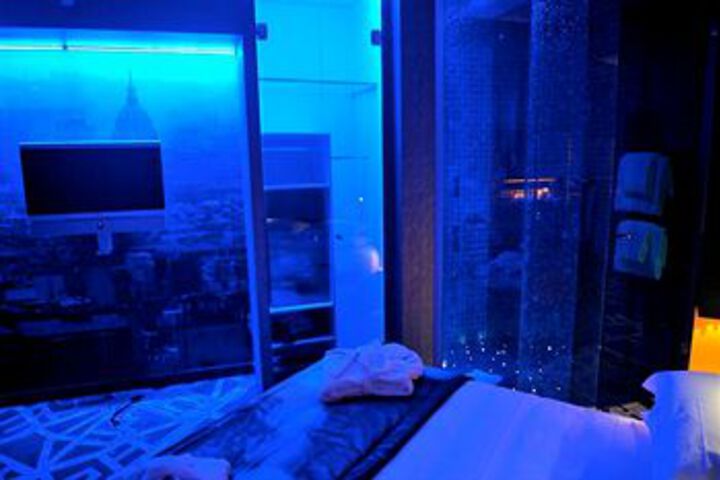 Room 20 of 36