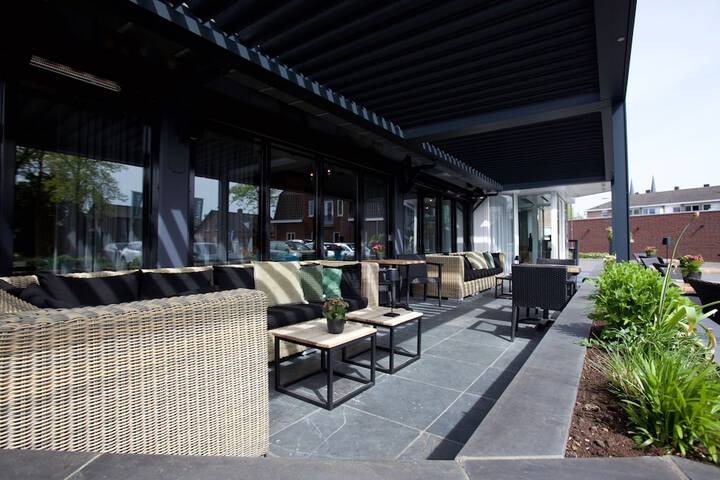 Terrace/Patio 12 of 42