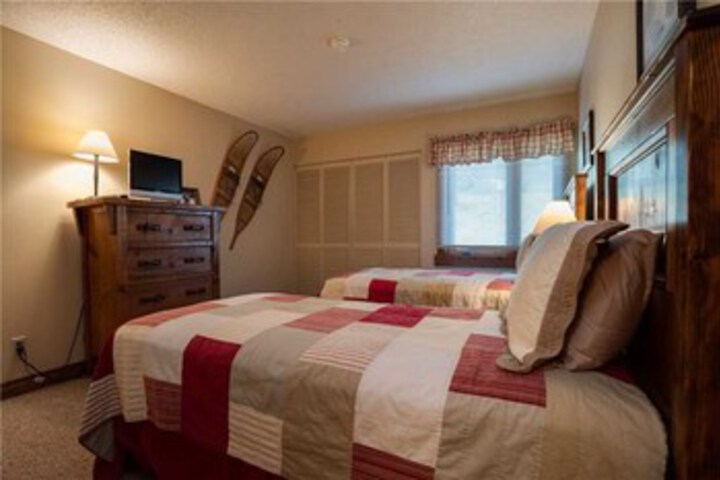 Room 16 of 22